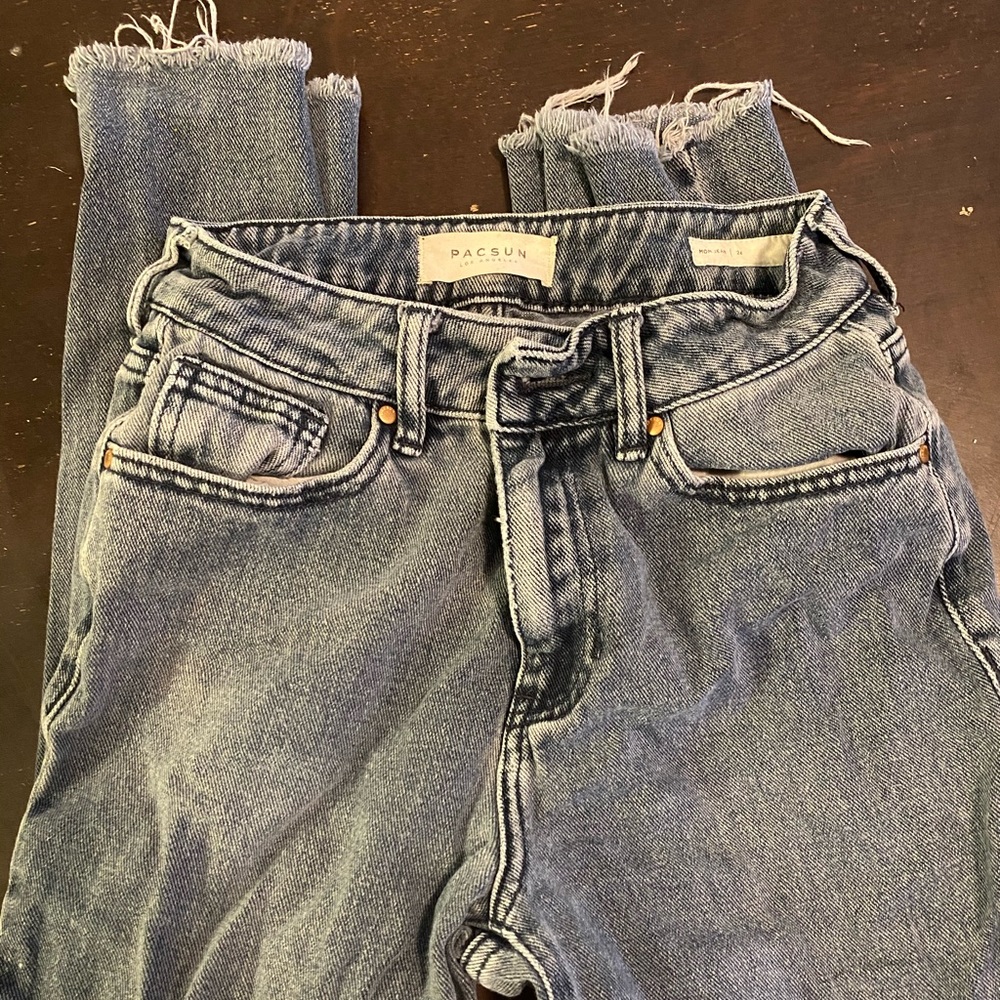 Pacsun mom jeans size 24